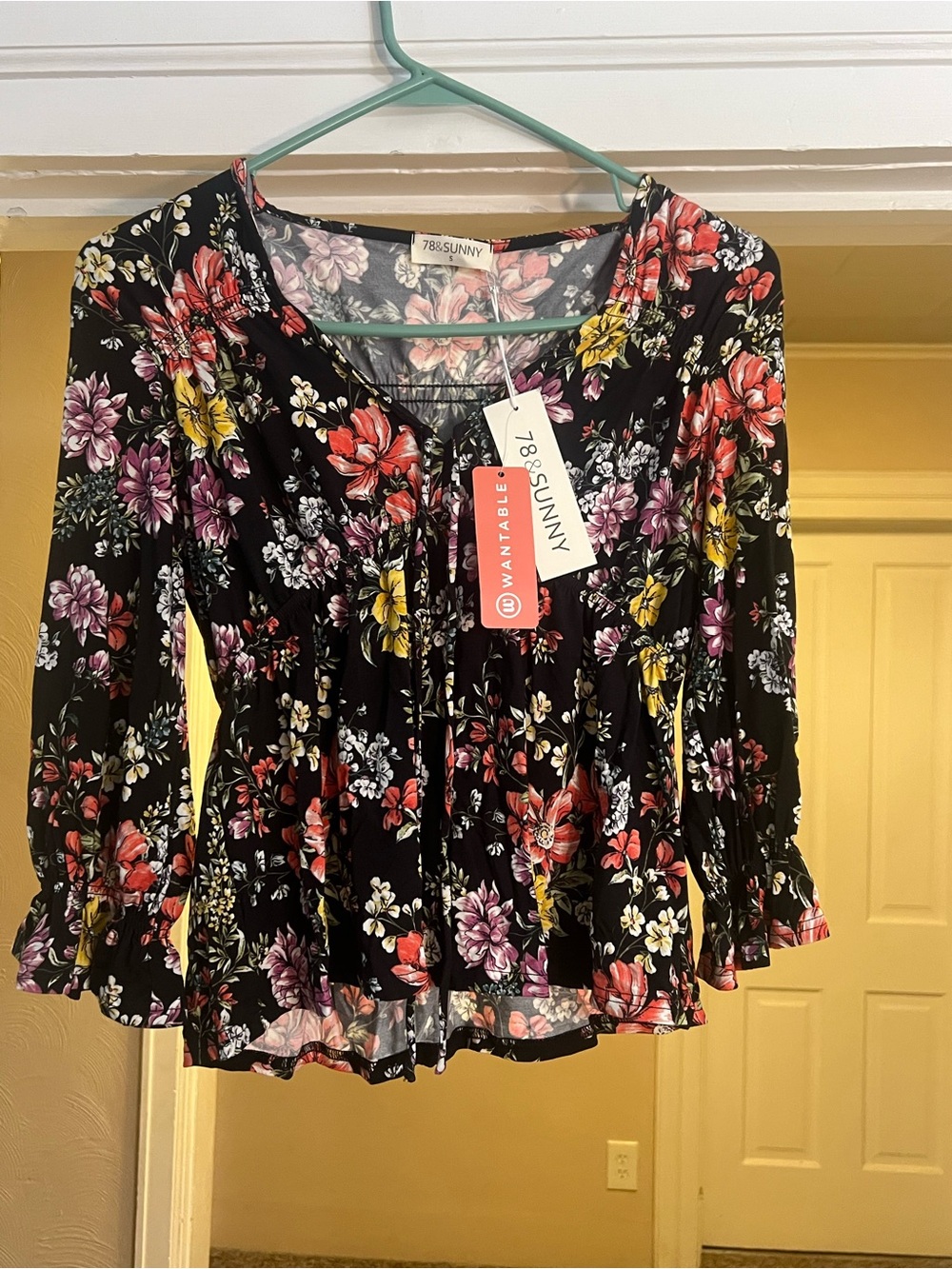 78 & Sunny Women’s Floral Ruffled Long Sleeve Lightweight Blouse Size S New